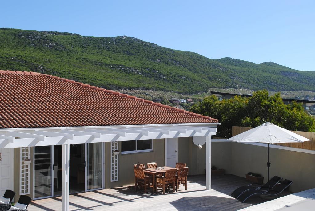 Whale Bay Villa Fish Hoek Exterior photo